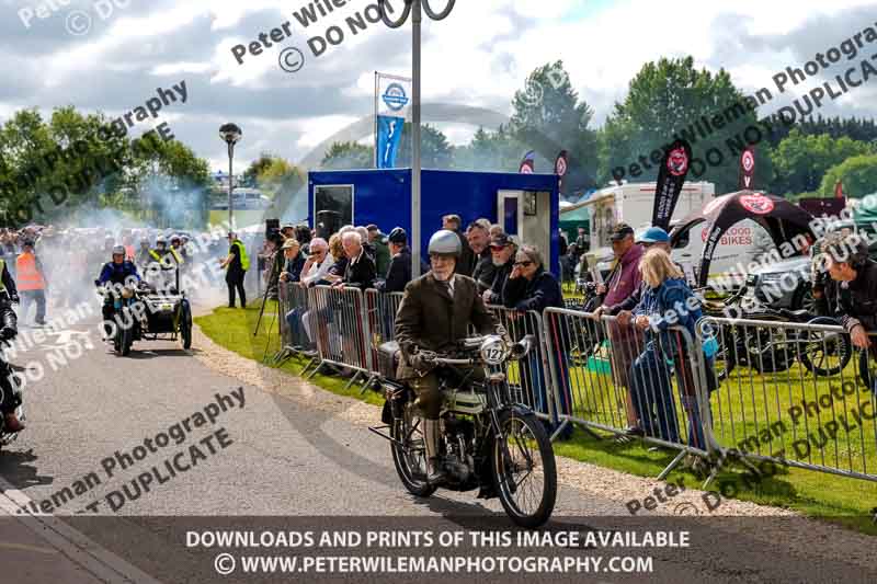 Vintage motorcycle club;eventdigitalimages;no limits trackdays;peter wileman photography;vintage motocycles;vmcc banbury run photographs